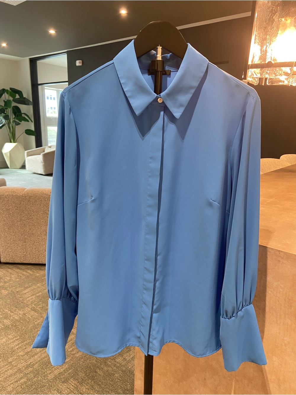 Natori Periwinkle Button-Front Long Sleeve Blouse